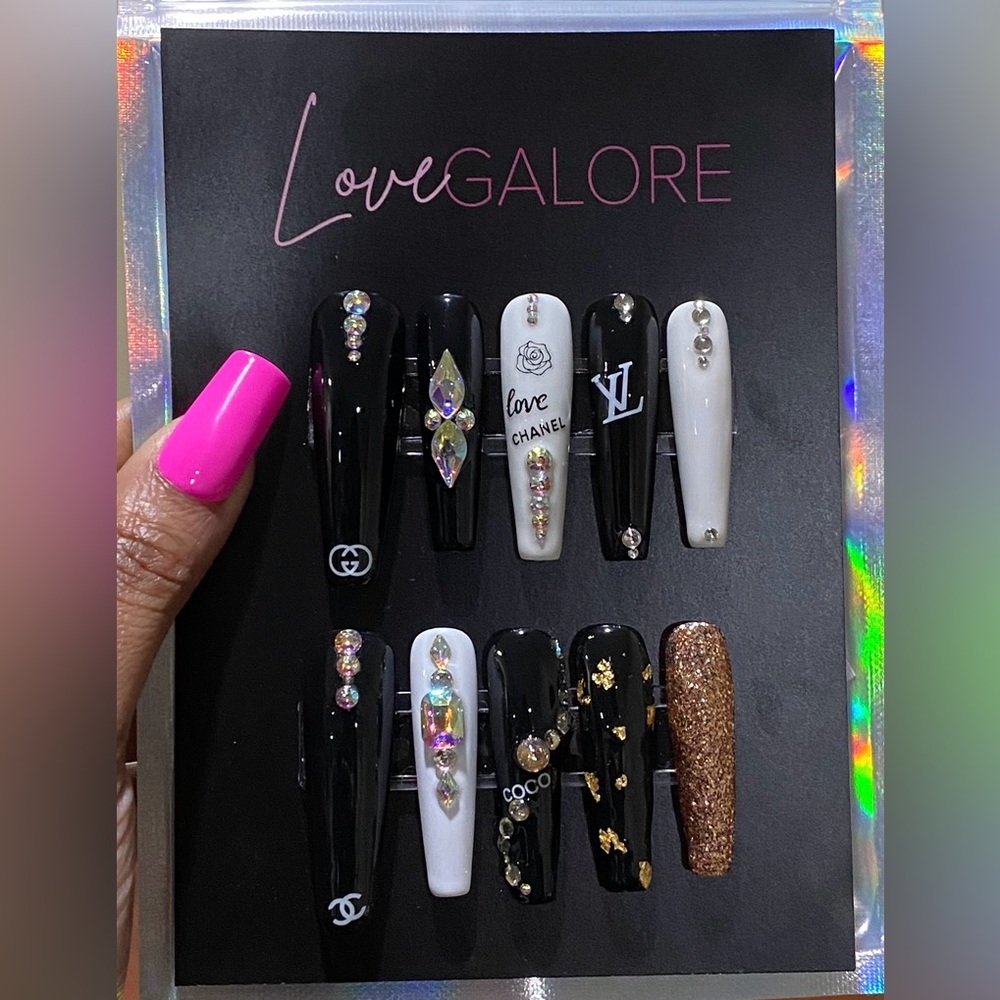Hand Crafted Luxury XXL (2XL) Coffin (PREMADE sizes (0,4,3,3,6) Press On Nails